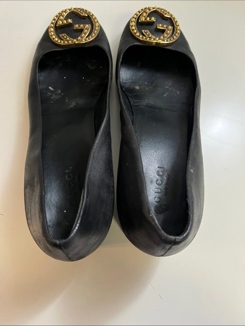 Gucci Black Leather Ballet Flats with Gold Studded GG